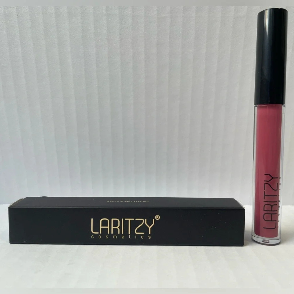 Laritzy Cosmetics Lip Gloss Curve: Light mauve